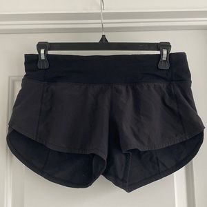 Black Speed Up 2.5” Lululemon Shorts